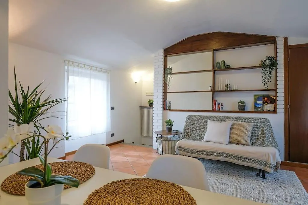 Intero Alloggio: Frida'S Apartment Bergamo Włochy